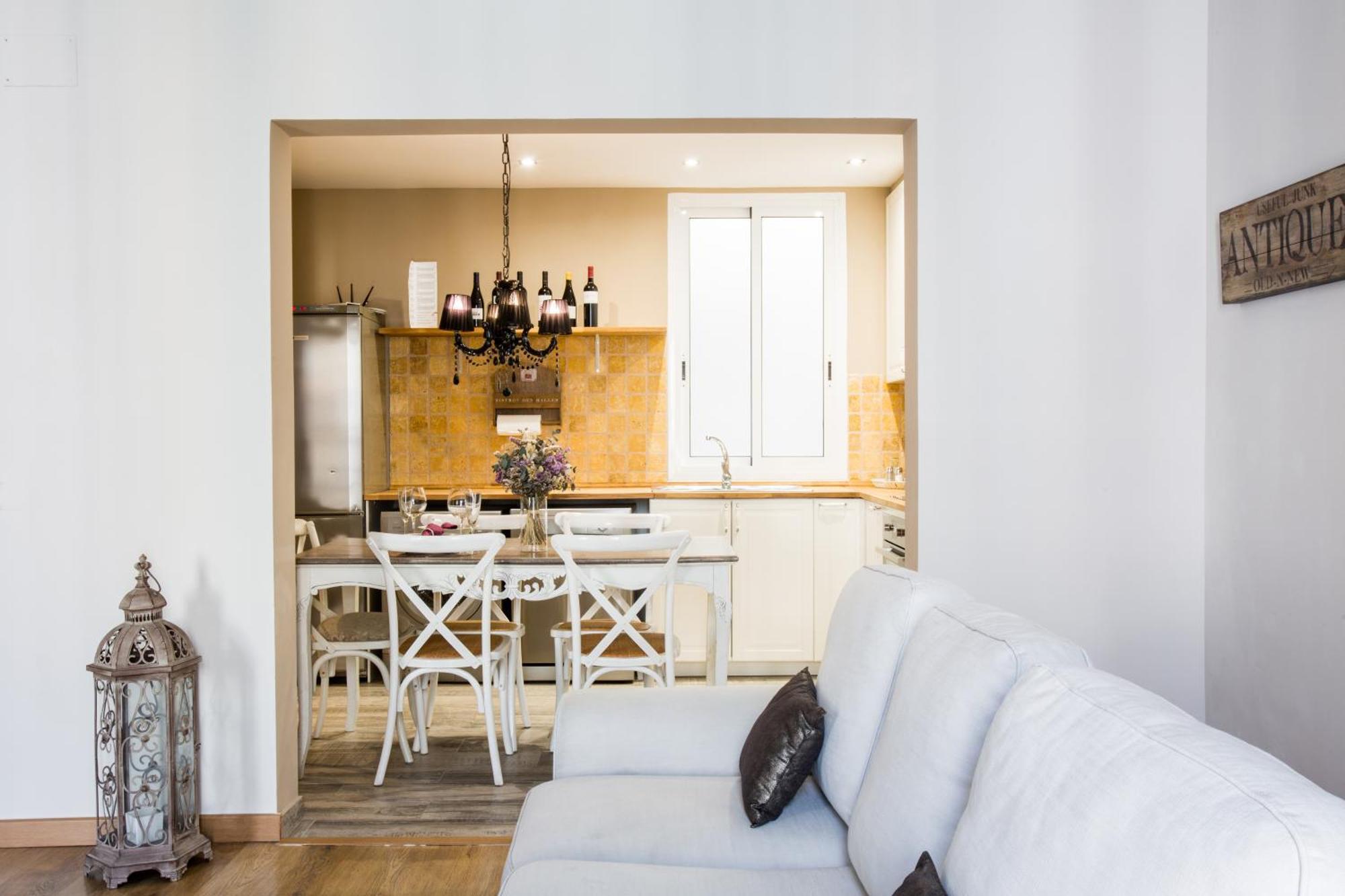 Bcn ランブラ カタルーニャ アパートメンツ バルセロナ 部屋 写真